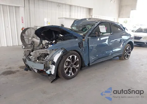 2024 Ford Mustang Mach-E Select z USA, uszkodzony, nr VIN 3FMTK1R47RMA27687